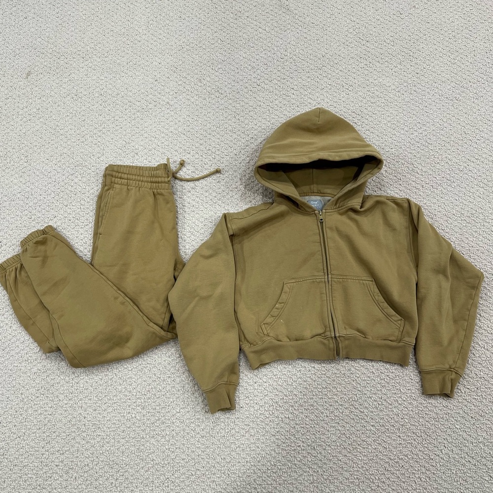 TNA Cozy AF Sweatfleece Sweater + Joggers Set